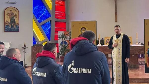 Delegacija Zvezde u crkvi u Gracu - Sputnik Srbija