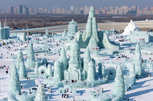 Магични свет леда и снега у Харбину отворио је врата за прве посетиоце. - Sputnik Србија