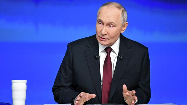 Путин: Русија не ратује са Западом, већ Запад са Русијом рукама украјинских националиста