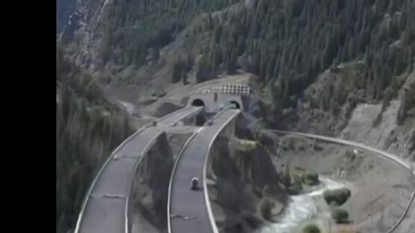 Тунел Тјаншан Шенгли - Sputnik Србија