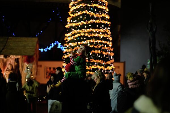 Katolička misa na Badnje veče u crkvi Svetog Antoana u Istanbulu. - Sputnik Srbija