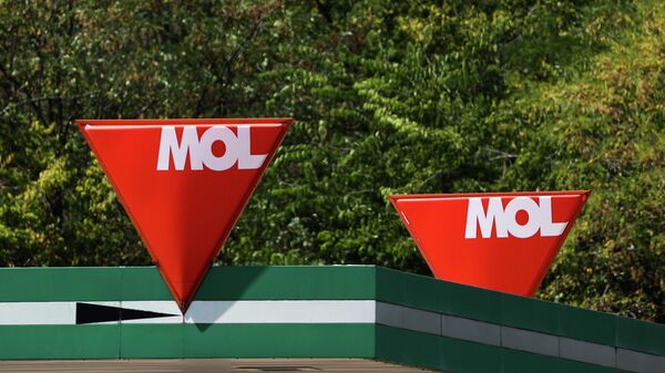 Mol - Sputnik Srbija