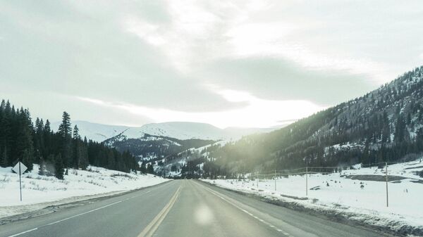 Снег на путу - Sputnik Србија