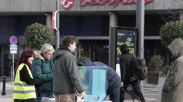 Студенти прикупљају потписе - Sputnik Србија