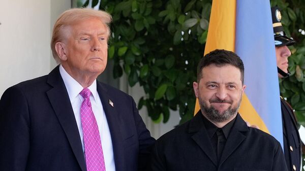 Prezident SŠA Donalьd Tramp privetstvuet prezidenta Ukrainы Vladimira Zelenskogo v Belom dome v Vašingtone - Sputnik Srbija