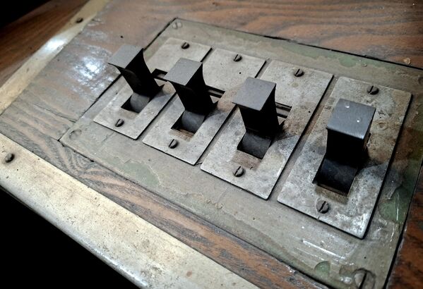 Почетком 20. века, Варошка железница прешла је у руке Белгијанаца и тако је било све до краја Првог светског рата,  да би је 1919. преузела општина града Београда. Одмах по преузимању приступило се обнови саобраћајне мреже и набаци нових трамваја - Sputnik Србија