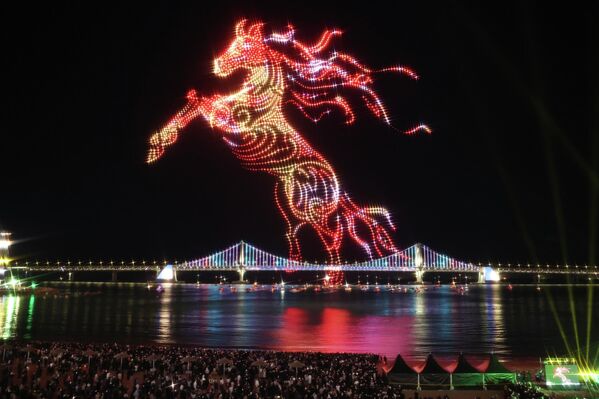 Спектакуларна игра дронова у Бусану у Јужној Кореји - Sputnik Србија