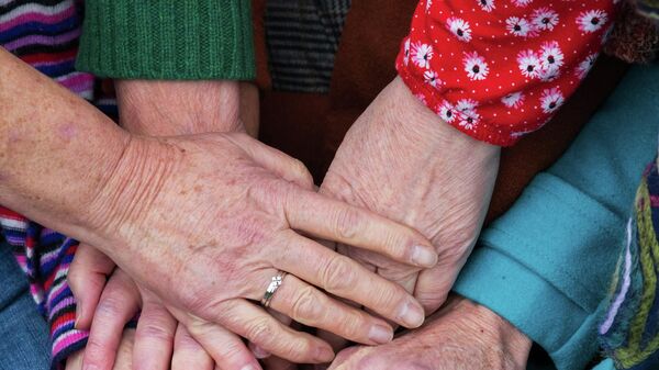 Тешке животне одлуке: Шта када родитељи више не могу сами /видео/