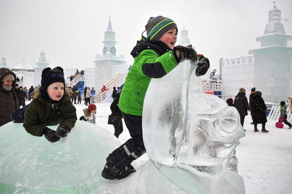 Деца на фестивалу. - Sputnik Србија