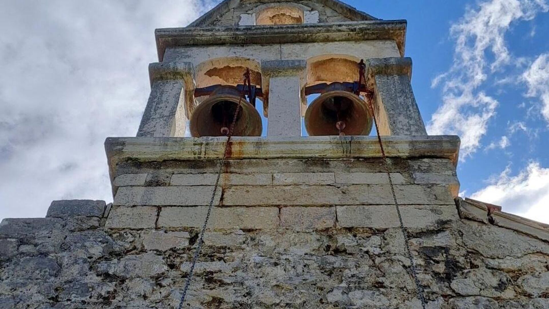Звоник цркве Светог Луке у Островици Звоник цркве Светог Луке у Островици - Sputnik Србија, 1920, 06.01.2026