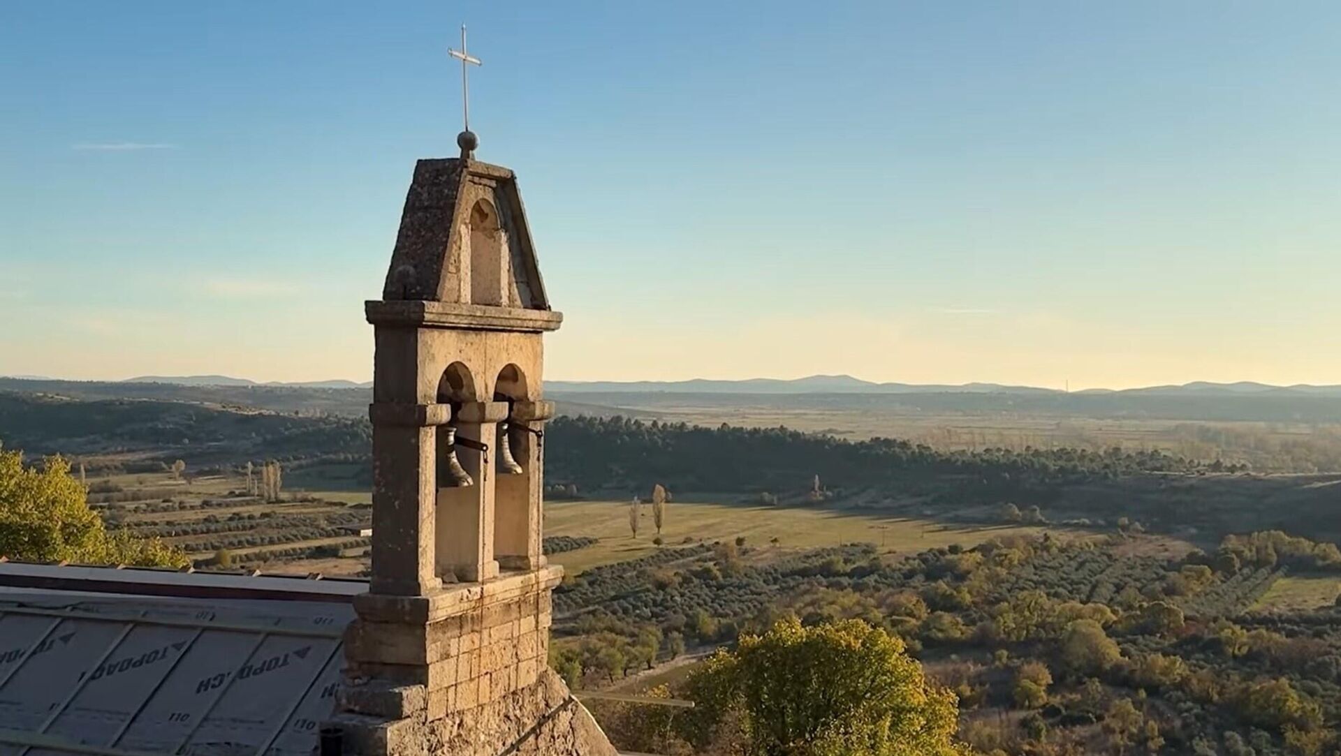 Са овог светионика пуца поглед на Равне Котаре Са овог светионика пуца поглед на Равне Котаре - Sputnik Србија, 1920, 06.01.2026