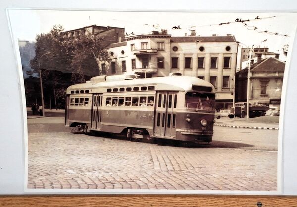 Један од ново набављених био је Белгијанац који је београдским улицама јездио од 1960. до 1986. године када су га Белгијанци од нас откупили. Белгијанци су заправо схватили вредност старине сместивши га у музеј посвећен историји њиховог јавног превоза   - Sputnik Србија