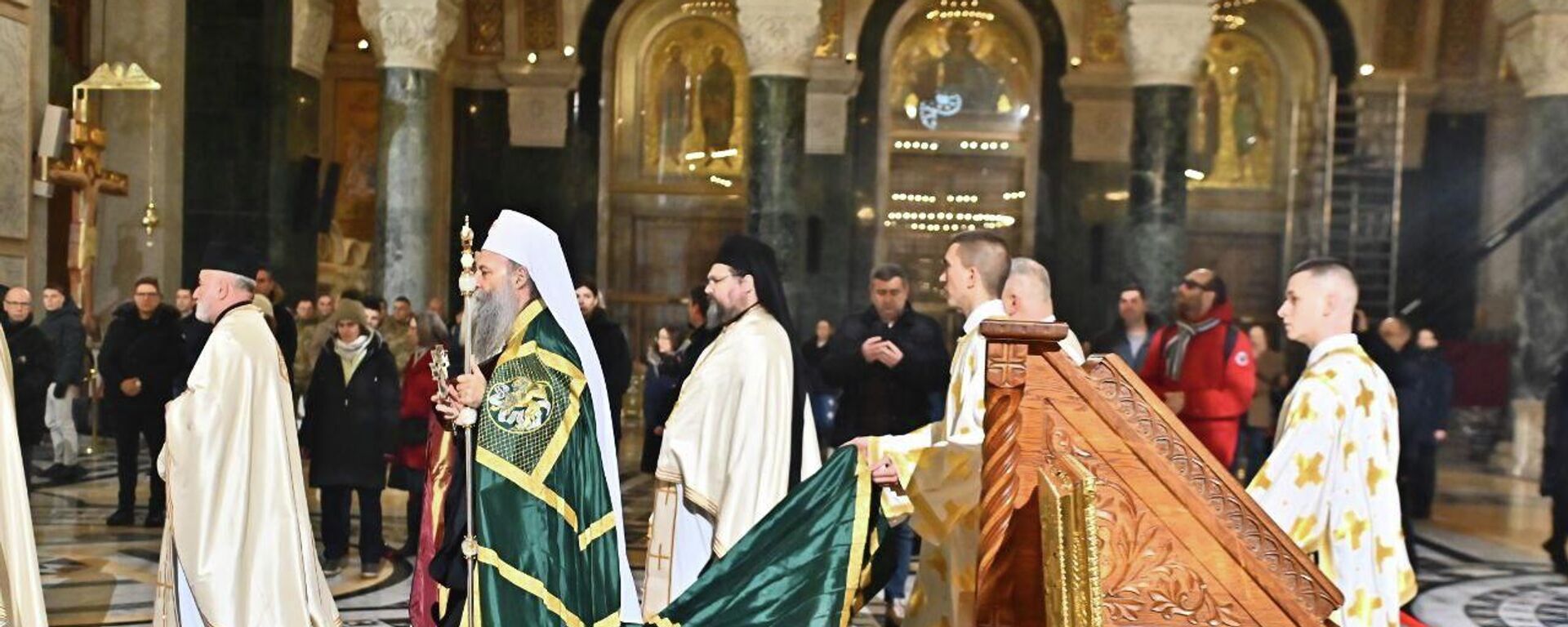 Božićna liturgija u Hramu Svetog Save - Sputnik Srbija, 1920, 07.01.2026