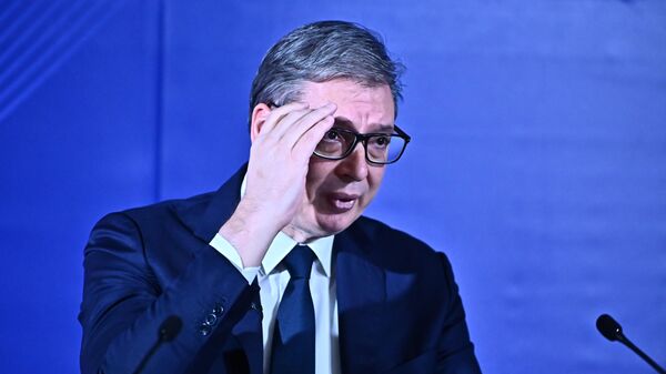 Вучић из Давоса: Ствара се нови свет - Србија мало мора да се сакрије испод камена