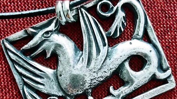 Fantastično biće sa lustera manastira Visoki Dečani  - Sputnik Srbija