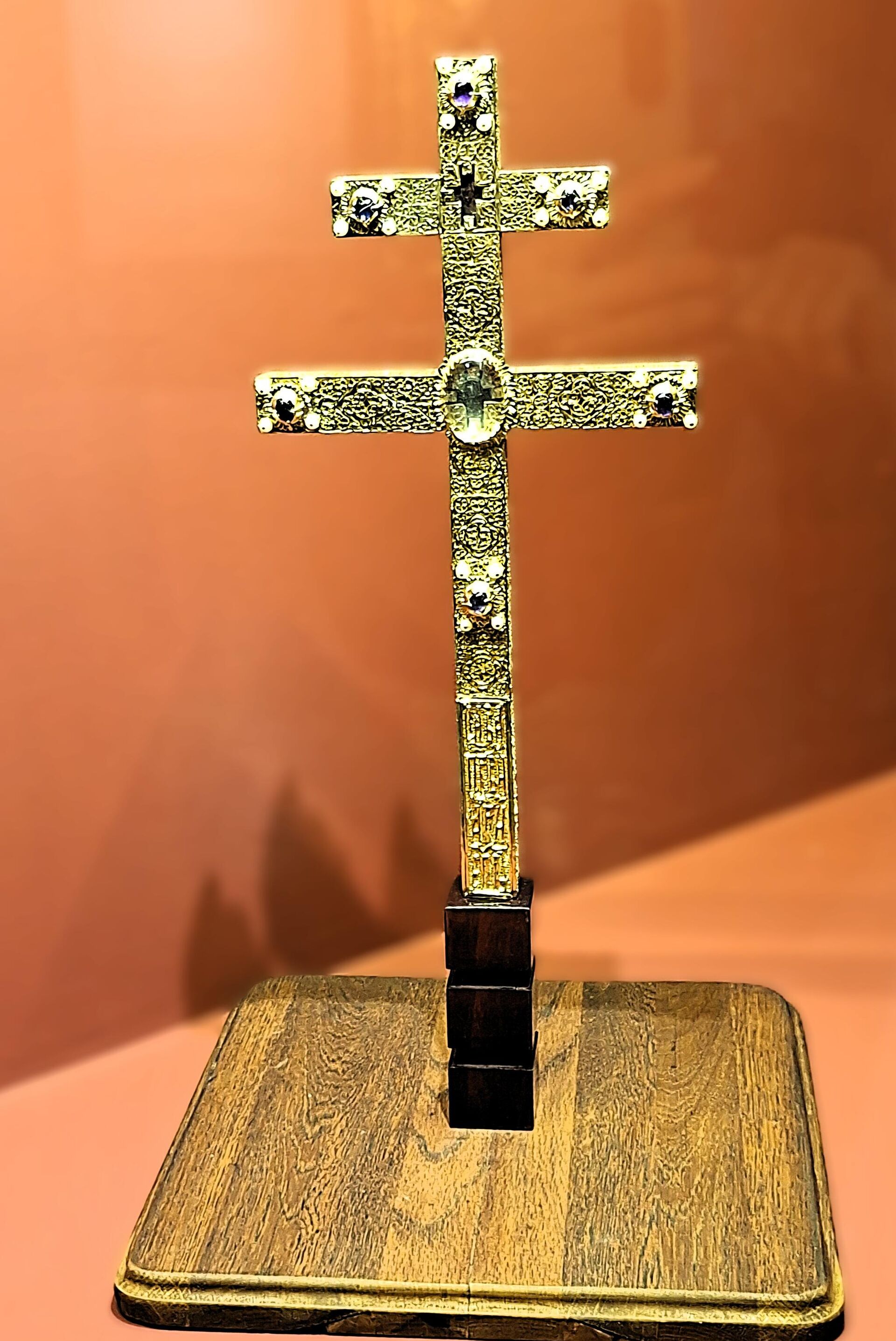 Реплика ручног крста – ставротеке Светог Саве - Sputnik Србија, 1920, 14.01.2026