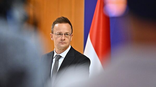 Сијарто: За један до три дана договор МОЛ-а са „Гаспромњефтом“ о НИС-у