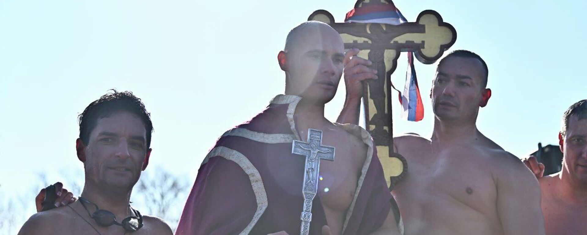 Plivanje za Časni krst na Adi Ciganliji - Sputnik Srbija, 1920, 19.01.2026