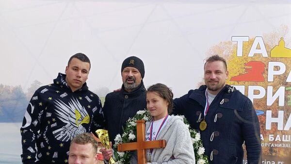 Величанствена богојављенска светковина на излетишту Рача - Sputnik Србија