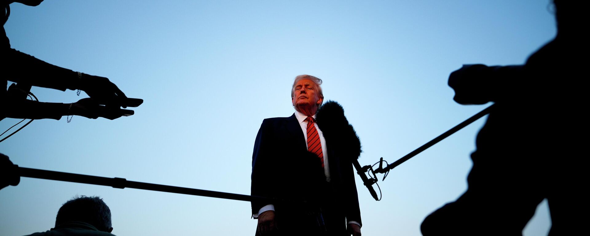 Амерички председник Доналд Трамп - Sputnik Србија, 1920, 28.02.2026