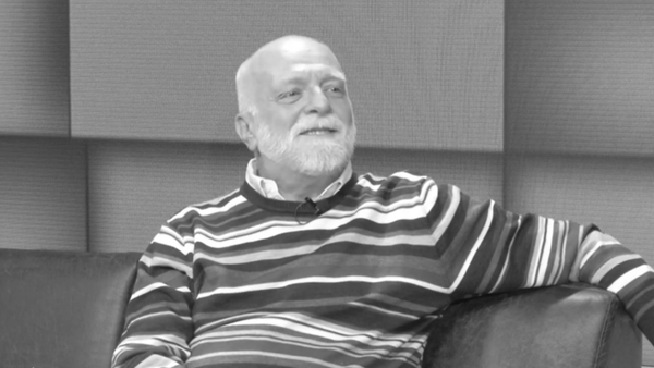 Лингвиста Владо Ђукановић - Sputnik Србија