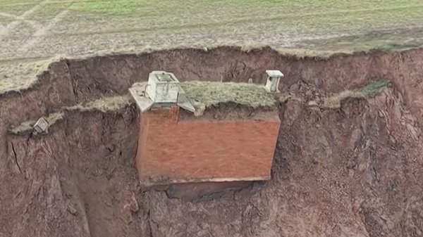 Nuklearni bunker na ivici litice u Velikoj Britaniji - Sputnik Srbija