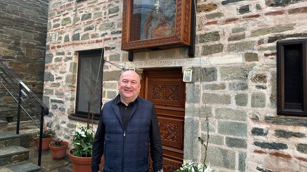 Ministar u Vladi Republike Srbije zadužen za međunarodnu ekonomsku saradnju i oblast društvenog položaja crkve u zemlji i inostranstvu Nenad Popović - Sputnik Srbija