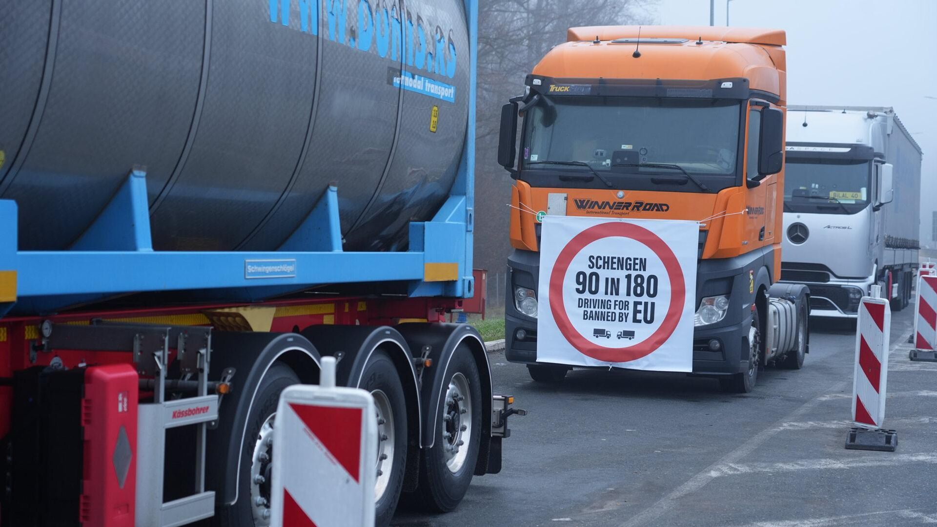 Блокада камионџија - Sputnik Србија, 1920, 27.01.2026