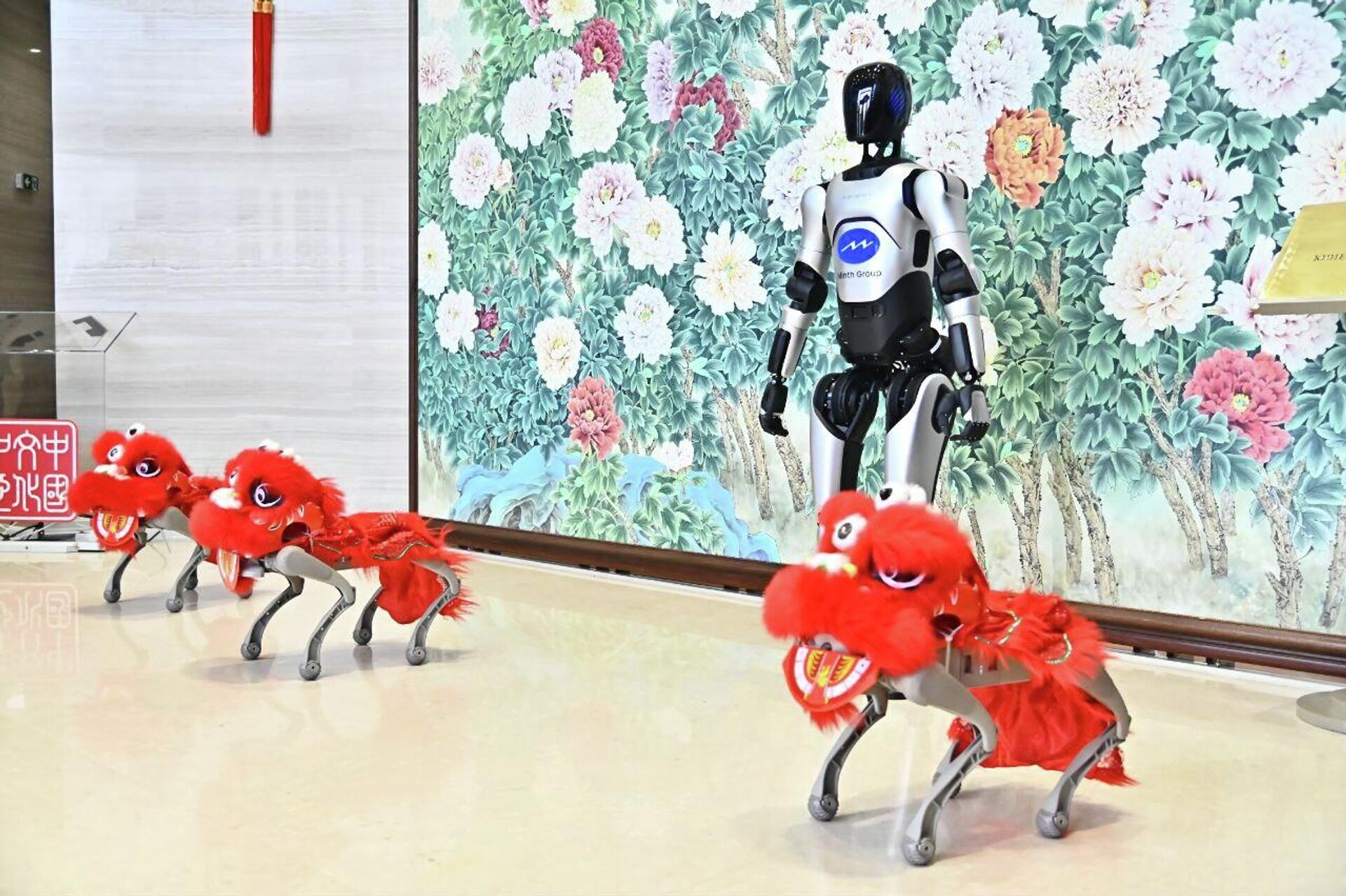 Презентација робота компаније ,,АГИБОТ Иновејшен“ у Кинеском културном центру Презентација робота компаније ,,АГИБОТ Иновејшен“ у Кинеском културном центру - Sputnik Србија, 1920, 02.02.2026