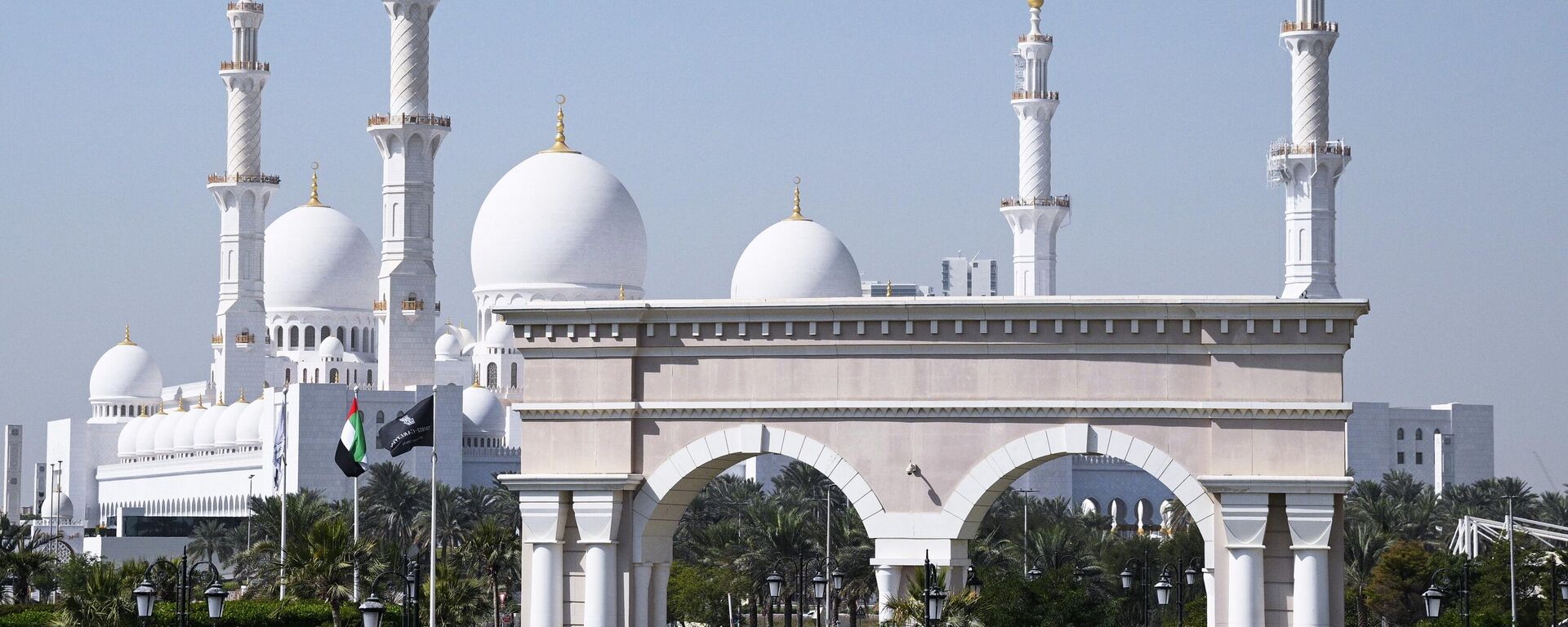Мечеть шейха Зайда в Абу-Даби - Sputnik Србија, 1920, 04.02.2026