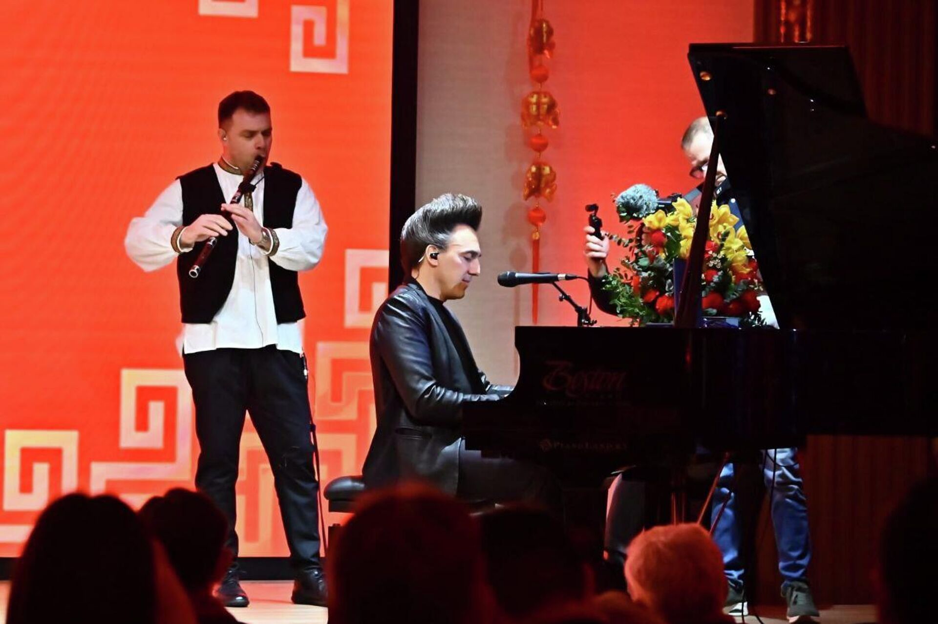 Uvertira - Gala veče Prolećnog festivala „Svet zajedno gleda Gala veče CMG-a“, - Sputnik Srbija, 1920, 04.02.2026