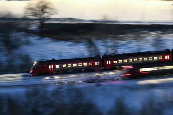 Електрични воз на Транссибирској железници у Новосибирску. - Sputnik Србија
