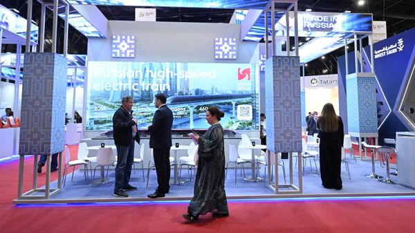 Stend Sdelano v Rossii na meždunarodnoй promыšlennoй vыstavke Innoprom v Эr-Riяde - Sputnik Srbija
