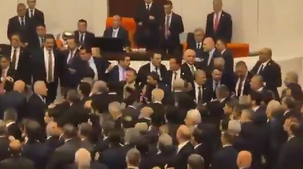 Tuča u parlamentu Turske - Sputnik Srbija