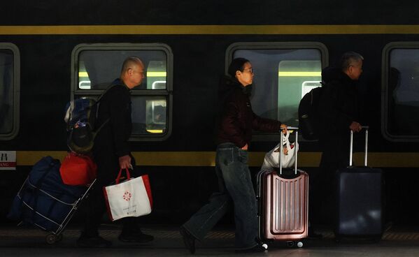 Талас миграција у овом периоду, познат као „Чунјун“, представља највеће сезонско кретање становништва на свету. - Sputnik Србија