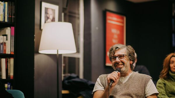 Писац Милан Трипковић - Sputnik Србија