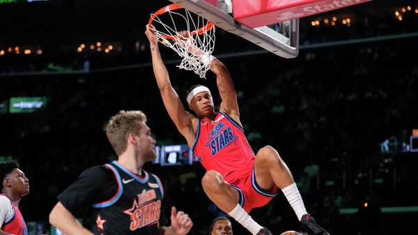 Ви-Џеј Еџкомб - Sputnik Србија