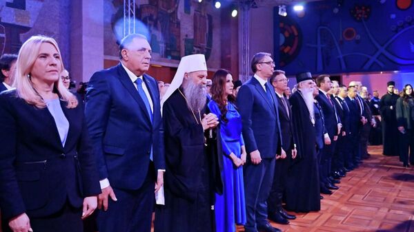 Вучић уручио Сретењске ордене поводом Дана државности /фото/