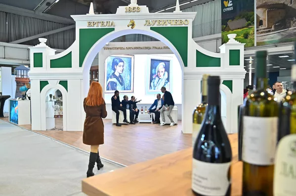 Za posetioce Sajma, kako je ranije najavljeno, biće obezbeđeni i popusti do 60 odsto. - Sputnik Srbija