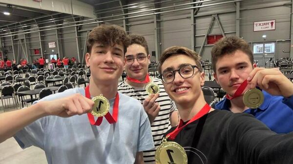 Тим Flux Deluxe је освојио прво место и апсолутни је победник такмичења, док је Flux Lite освојио четврто место у својој категорији - Sputnik Србија