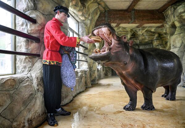 У Мосви је ове године то била фигурица Лабубу. - Sputnik Србија