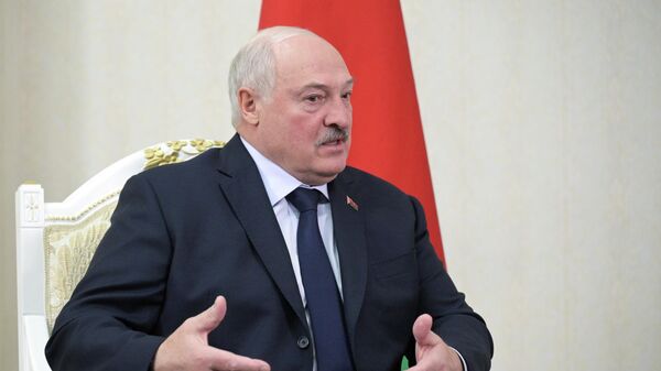 Лукашенко: Свет се увлачи у трку у нуклеарном наоружању