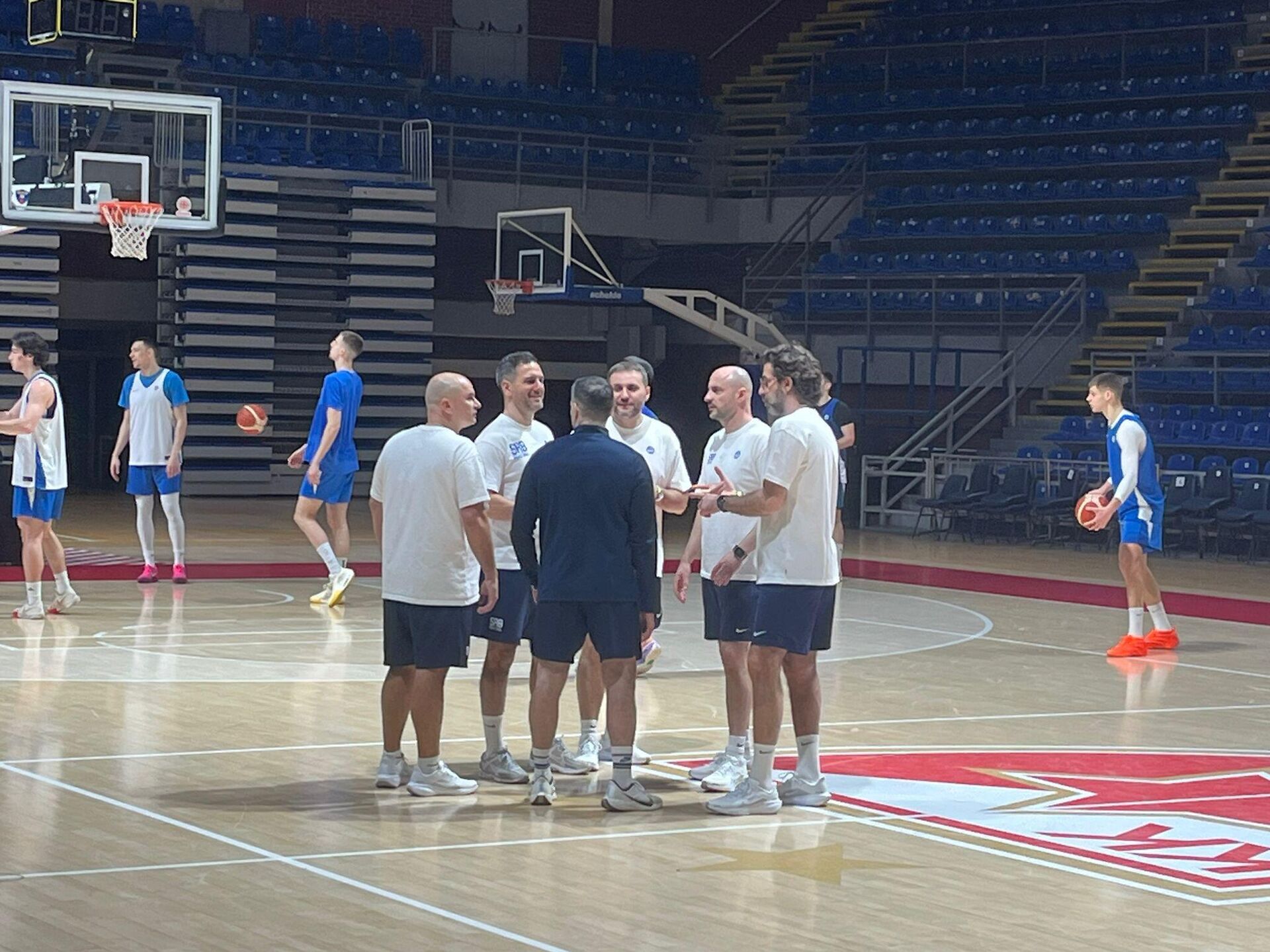 Детаљ са тренинга Србије - Sputnik Србија, 1920, 24.02.2026