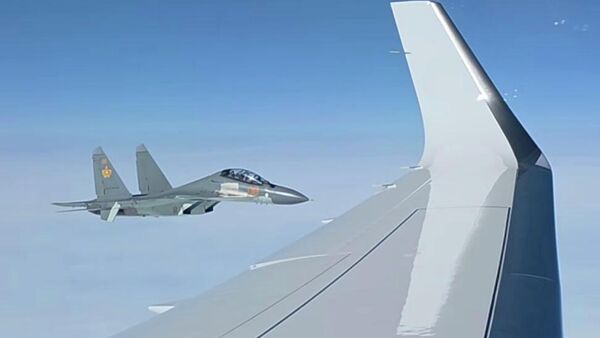 Председник Вучић сигао у Казахстан, „сухоји“ га дочекали изнад Астане
 - Sputnik Србија