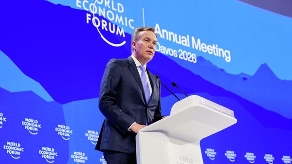 Директор Светског економског форума поднео оставку због веза с Епстајном