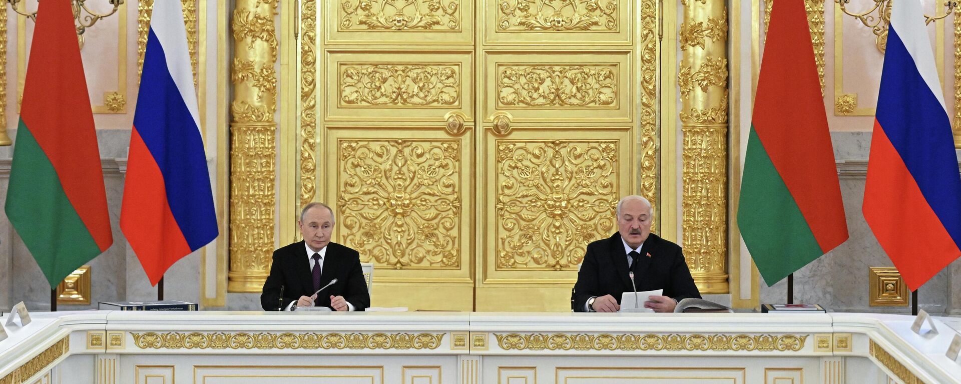 Председници Русије и Белорусије, Владимир Путин и Александар Лукашенко - Sputnik Србија, 1920, 26.02.2026