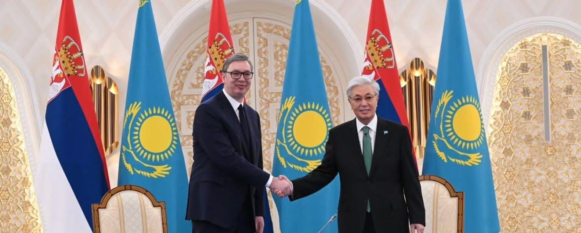 Председник Србије Александар Вучић и председник Казахстана Касим-Жомарт Токајев - Sputnik Србија, 1920, 27.02.2026