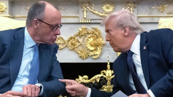 Доналд Трамп и Фридрих Мерц - Sputnik Србија