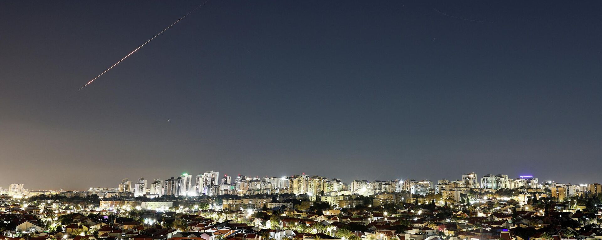 Ракета, выпущенная из Ирана и перехваченная в Ашкелоне, Израиль - Sputnik Србија, 1920, 05.03.2026