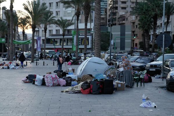 Израелска авијација покренула је ноћас нову серију жестоких напада на јужно предграђе Бејрута. - Sputnik Србија